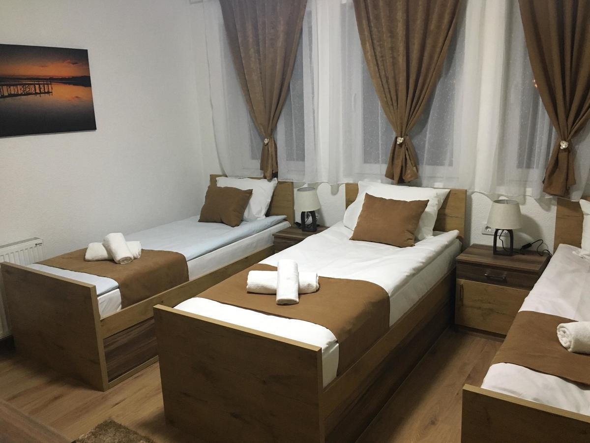 Bed And Breakfast Divanhana Novi Pazar Exterior foto