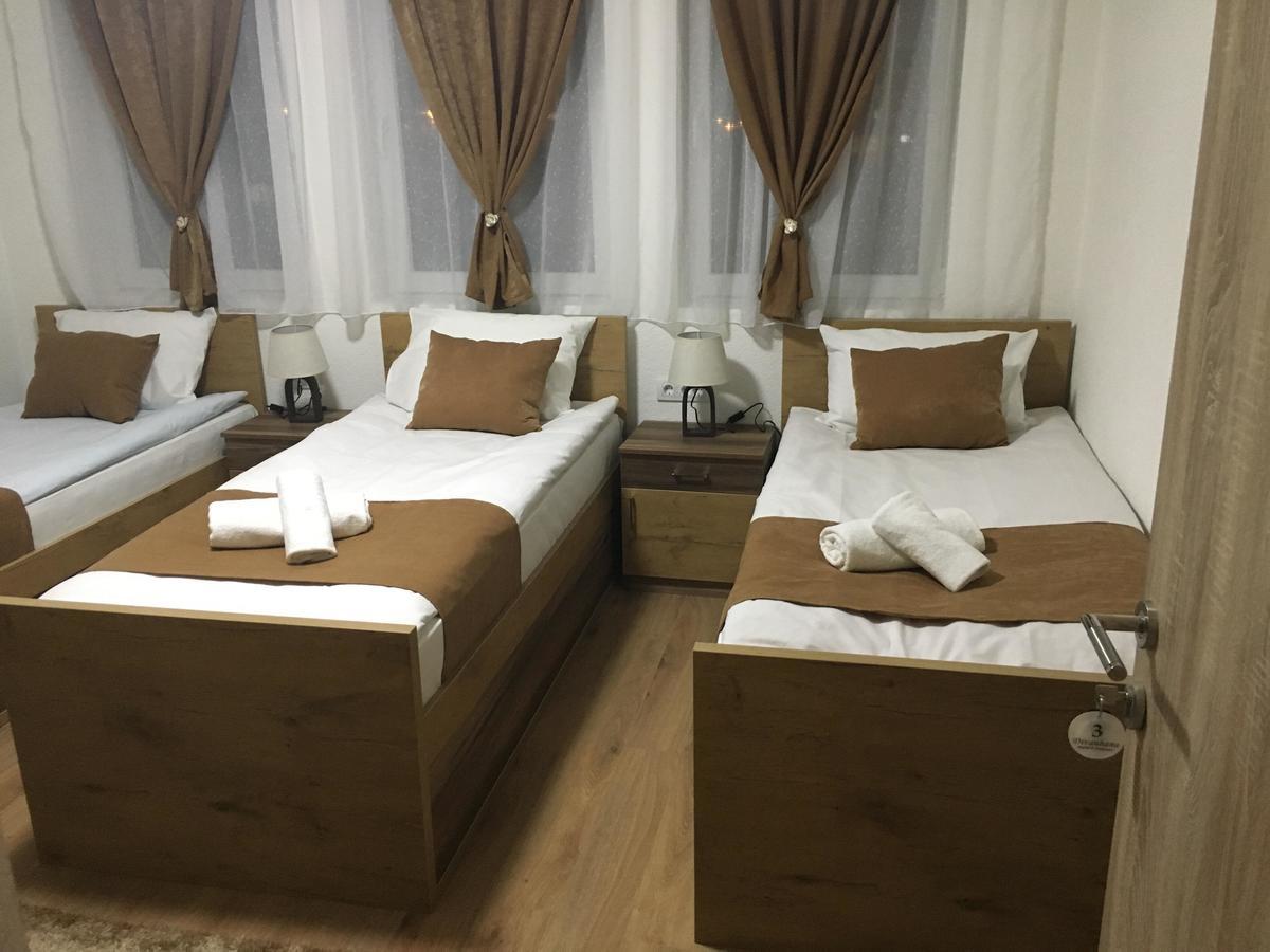 Bed And Breakfast Divanhana Novi Pazar Exterior foto